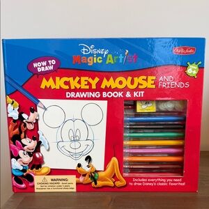 🎈Disney Magic Artist Mickey Mouse and Friends Drawing Book & Kit